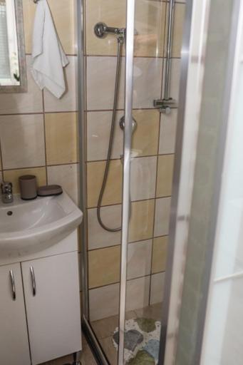 Helly'S Apartman - Self Check-In - Jajce Buitenkant foto