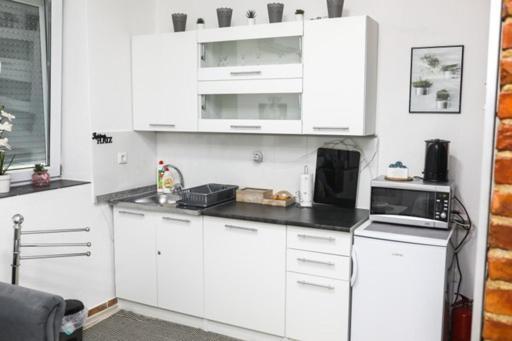 Helly'S Apartman - Self Check-In - Jajce Buitenkant foto