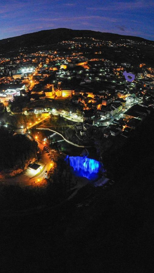Helly'S Apartman - Self Check-In - Jajce Buitenkant foto